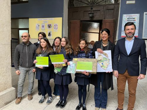 Un trabajo de las zonas naturales de la comarca al estilo de Google Maps gana el primer premio del III concurso escolar de la Marca Territorio “Vega Baja del Segura, tu tierra y la mía”