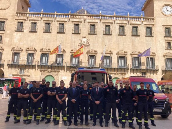 Alicante refuerza la seguridad con la incorporación de 21 bomberos y 4 sargentos