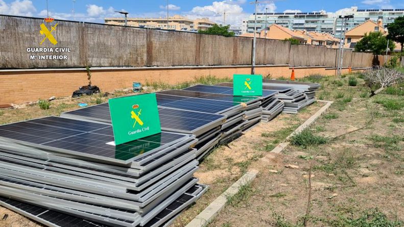 Desmantelada una organización criminal dedicada al robo de placas solares