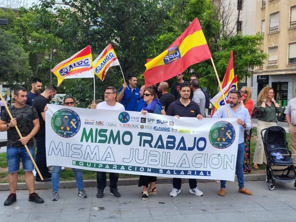 La Plataforma por una Jubilación Digna y la plena Equiparación Salarial se concentra frente a todas las delegaciones y subdelegaciones del Gobierno en España