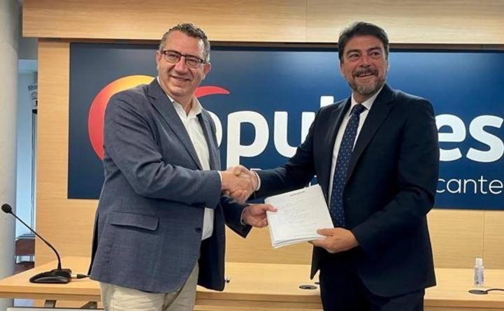 El PP de Alicante se moviliza en una jornada electoral crucial