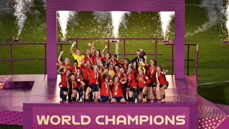 Tras el NO Dimisión de Rubiales: Las campeonas del mundo renuncian a la selección española