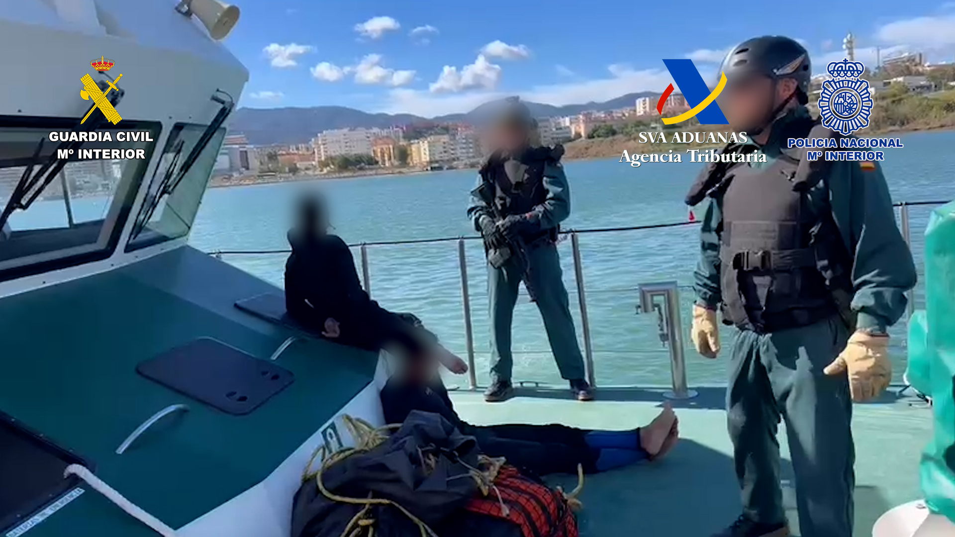 Detenidos dos polizones que transportaban 100 kilos de cocaína en un buque portacontenedores