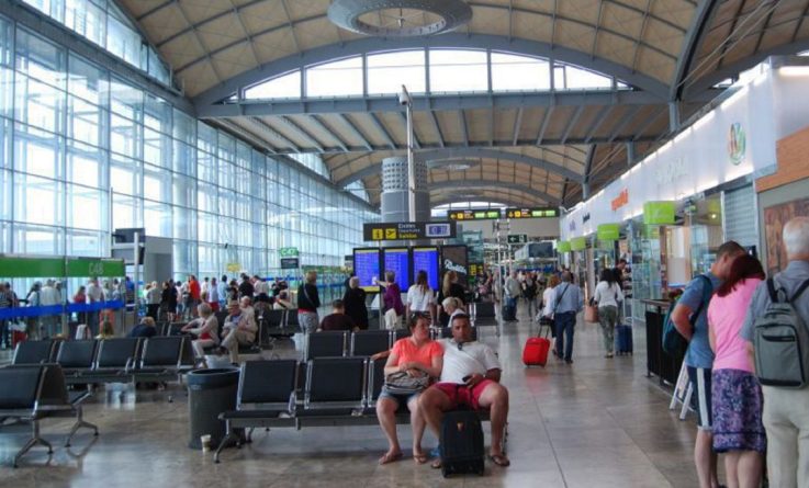 El Aeropuerto de Alicante-Elche registra un notable aumento, superando los 1.5 millones de pasajeros en el mes de octubre