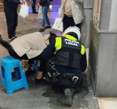 Mujer de 70 Años Sufre Caída en Alicante