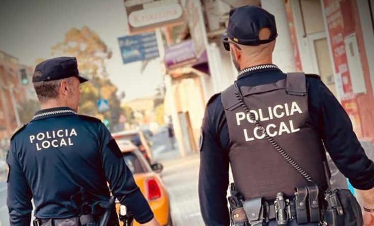 Detenido en Elche por robar un teléfono móvil tras amenazar a un joven con una catana