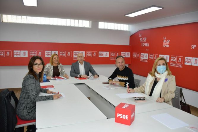 Alejandro Soler y Pilar Bernabé destacan que el gobierno de España ha invertido en Alicante más de 1.600 millones de euros