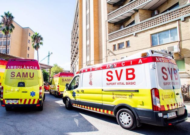 Una mujer y una niña de 7 años resultan heridas tras una deflagración en una vivienda en Alicante