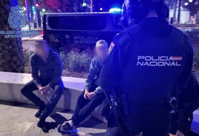 Nochevieja en Alicante: 13 Detenidos, Tres por Provocar Incendio con Bengalas