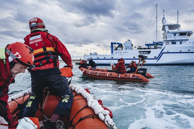 El barco Aita Mari zarpa en su XII Misión de Ayuda Humanitaria