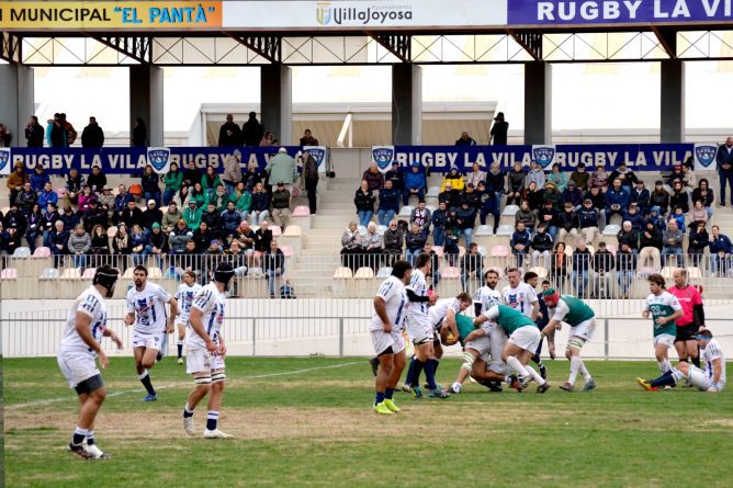 Victoria trabajada y merecida del Club de Rugby Huesitos La Vila en casa frente al Valencia