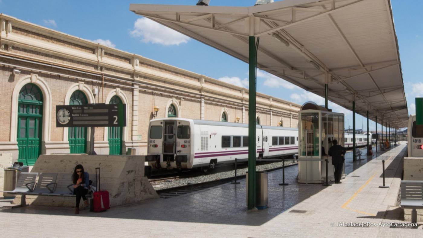 Renfe: Refuerzo de los servicios entre Murcia y Cartagena con tres trenes especiales
