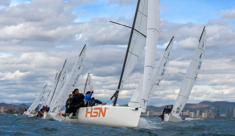 HSN comienza liderando el Campeonato de España de J70