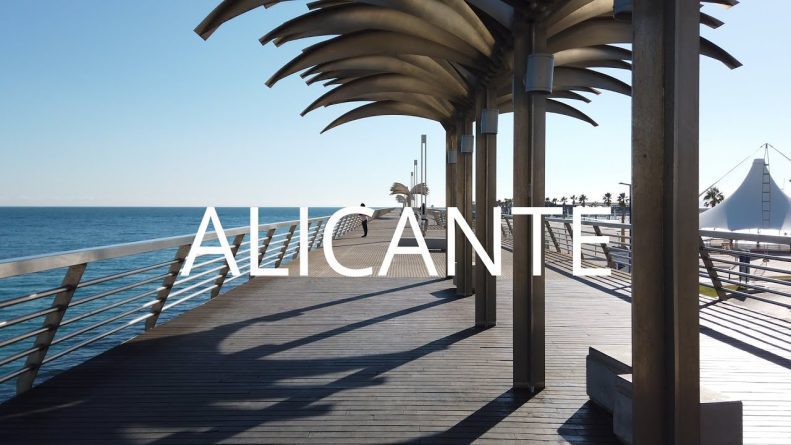 Descubre el Encanto del Paseo Elevado de Alicante en una Tarde Soleada