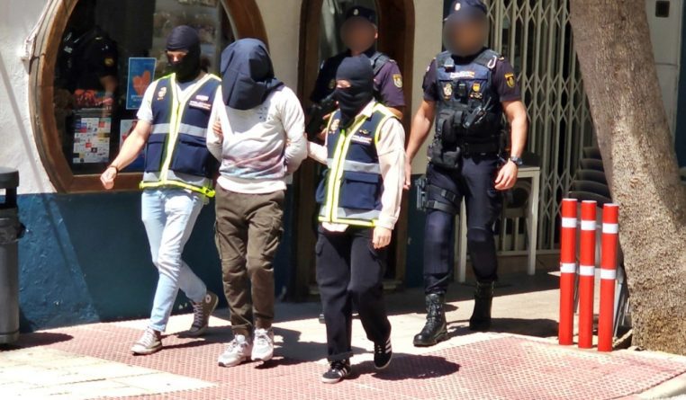 Un operativo policial en Teulada culmina con la detención de un individuo vinculado a la ideología yihadista.