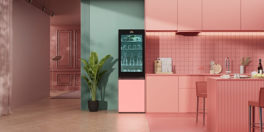 Nuevos frigoríficos LG Mood Up: pantallas dinámicas LED y altavoces inalámbricos para revolucionar la cocina con energía positiva.