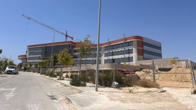 El Ayuntamiento de Alicante multará a Imed por construir dos plantas adicionales en su hospital privado