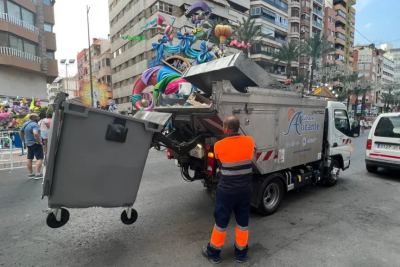 Subida histórica en la tasa de basuras de Alicante: vecinos pagarán hasta 4 veces más en 2025