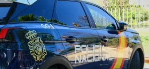 Dos personas Detenidas en Alicante por transportar 35 pistolas ocultas rumbo a Francia