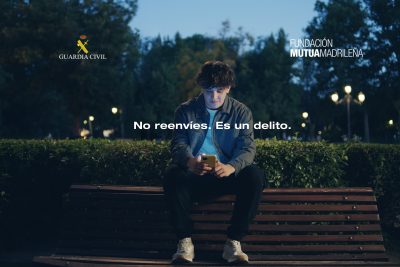 La Guardia Civil y la Fundación Mutua alertan de la creciente violencia sexual digital contra los menores de edad