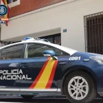 Alicante: Quema una furgoneta, se da a la fuga y agrede a cuatro agentes