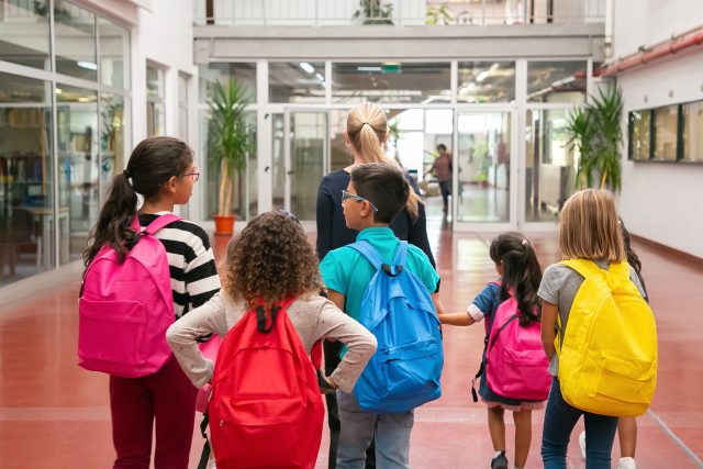 Aldeas Infantiles SOS lanza la campaña #StopSilencio para alertar sobre el impacto del acoso escolar en la salud mental de niños, niñas y adolescentes