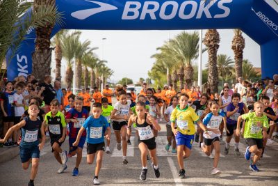 La III Cursa de les Festes de La Baia bate récords de participación y deja una jornada llena de éxitos deportivos