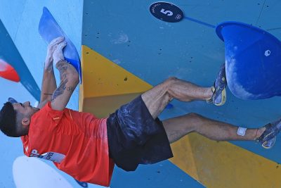 Alberto Ginés se la juega hoy en la semifinal de escalada deportiva: busca estar entre los ocho primeros