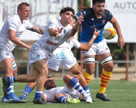 Buen comienzo en la vuelta a la división de honor del Huesitos La Vila Rugby Club.