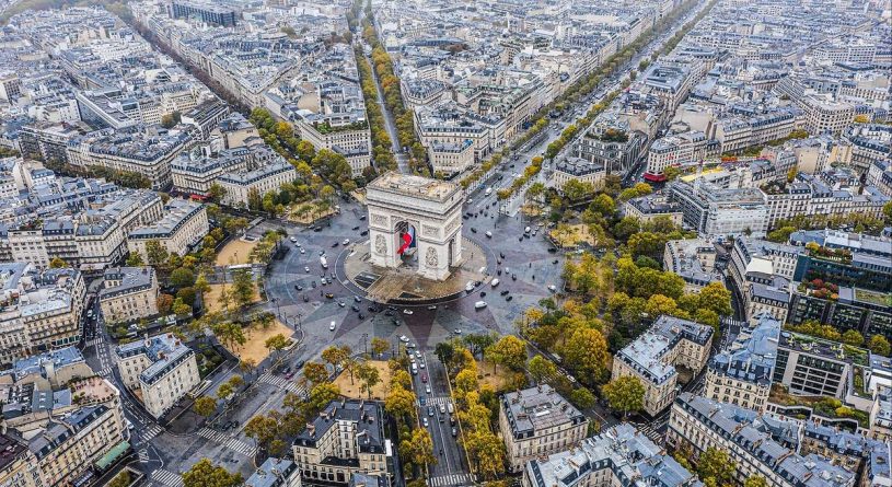 Moody's Mantiene la Calificación de Francia, Pero Cambia a Perspectiva Negativa"